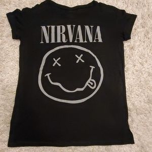 Nirvana tee